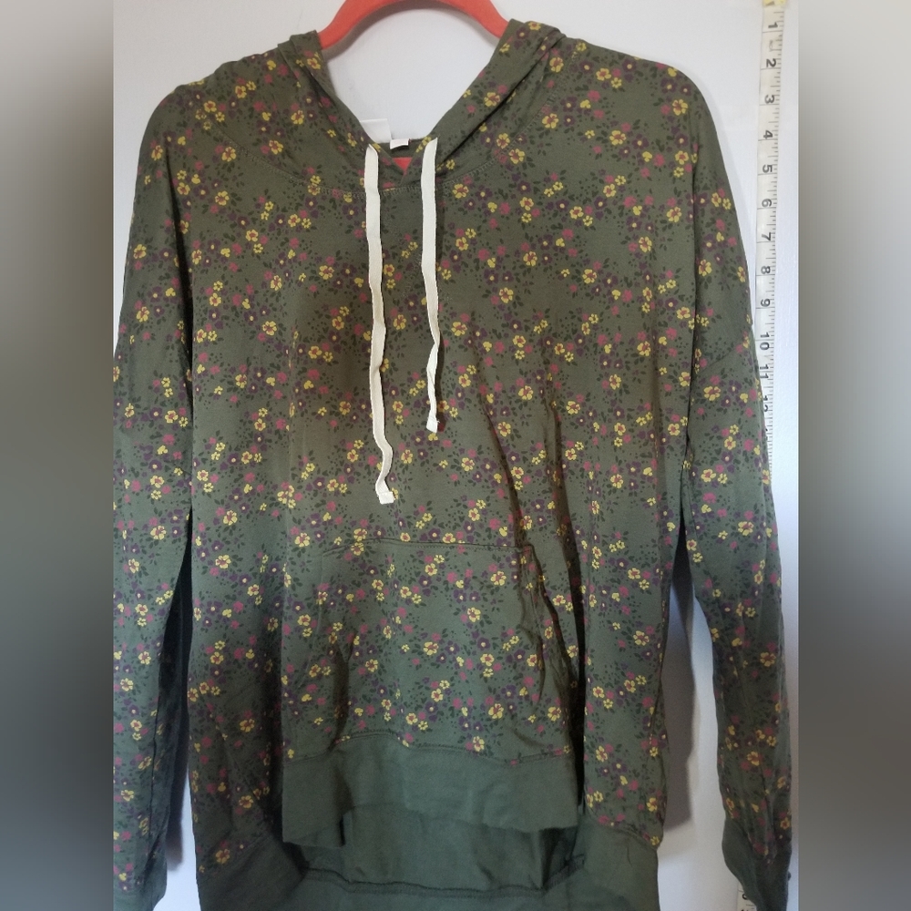 Floral hoodie | Make + Model